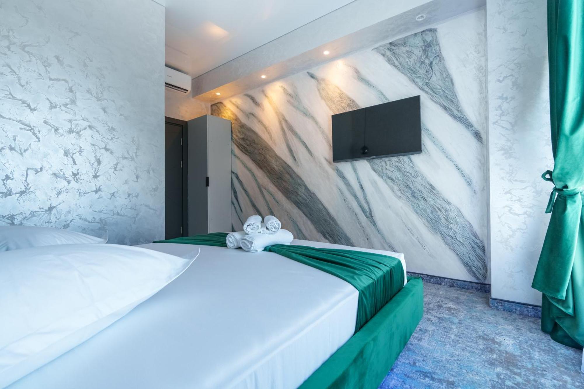 Hotel Kalya นาโวดาริ ภายนอก รูปภาพ